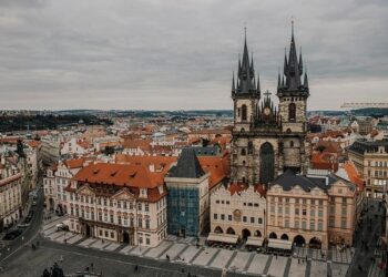 Central Europe swelters and Slovakia and Austria hit their record high temperatures – Temple Daily Telegram