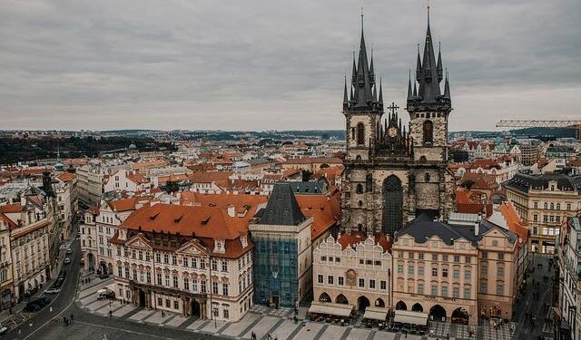 Central Europe swelters and Slovakia and Austria hit their record high temperatures – Temple Daily Telegram