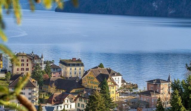 Trekking Across Switzerland, Guided by Locals’ Hand-Drawn Maps – The New York Times