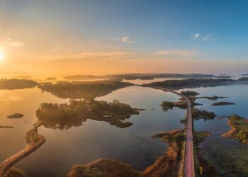 Åland: Niccolò Ceria discovers the boulders in Finland – Planetmountain.com