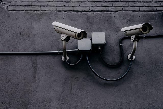 Analyzing the ⁢Broader Implications for Privacy and Surveillance