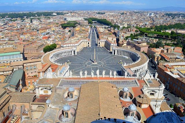 Pope Francis receives Grand Master of Order of Malta - vaticannews.va