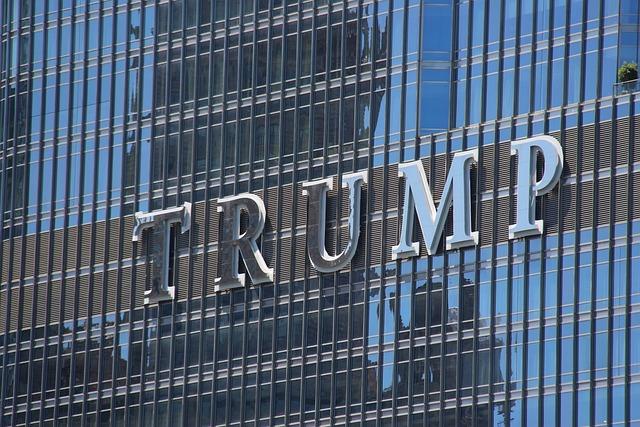 Trumps Controversial Remarks on Irelands Status During Meeting with Starmer