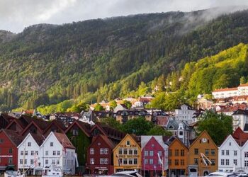 Norway Faces ‘Right To Roam’ Dilemma As Tourist Numbers Surge – Forbes