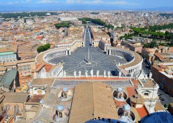 Pope Francis and the Photo With Charlene of Monaco Everyone Is Talking About – E-Notícies