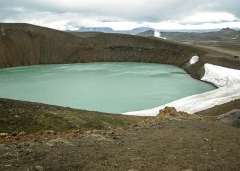 Icelandic volcano previously dormant for 800 years erupting again – ABC News