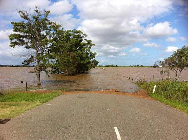 Analyzing the Impact of Flooding on aragons Communities and Economy