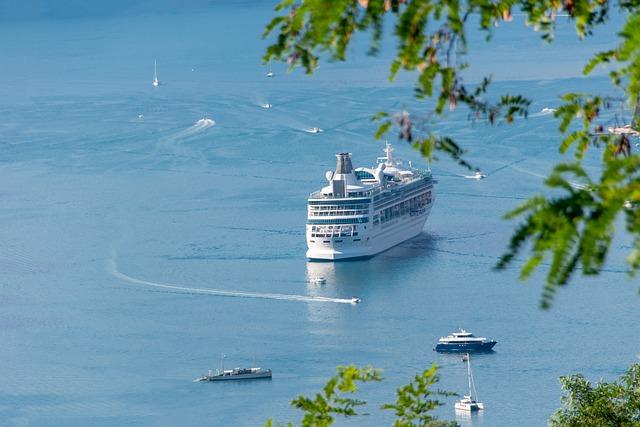 Cruise Ship Safety Advisory Issued Amid Nuclear Submarine Operations in Gibraltar