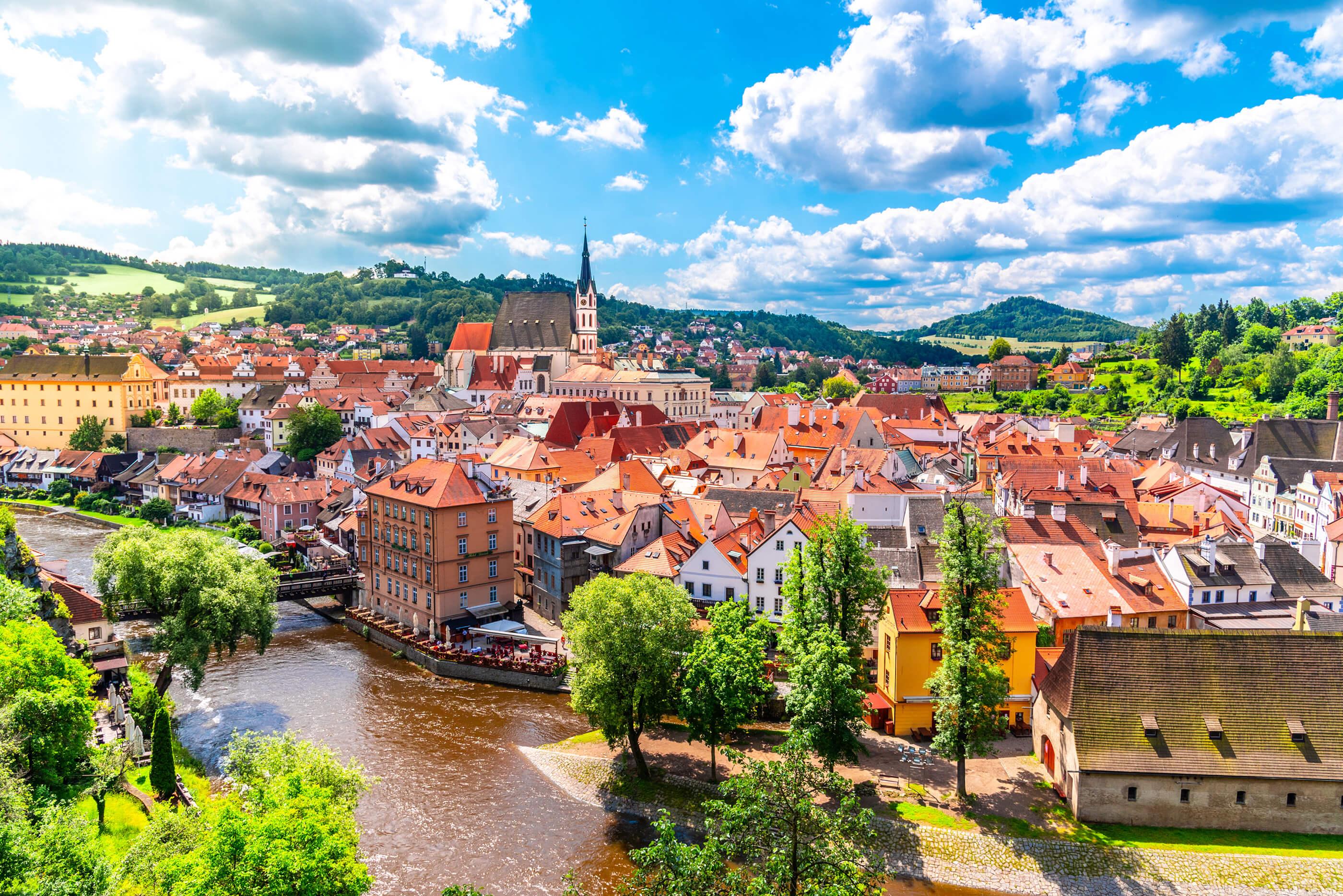 Czech ​Republics Past⁣ Commitments to Myanmars democratic Movement