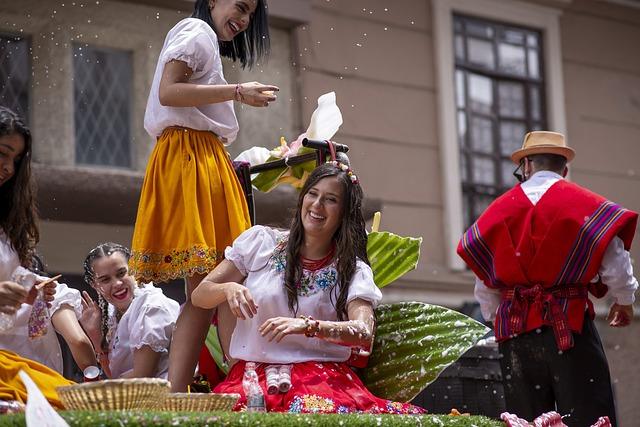 How ‌to Experience Carnival: Tips for Visitors and Enthusiasts