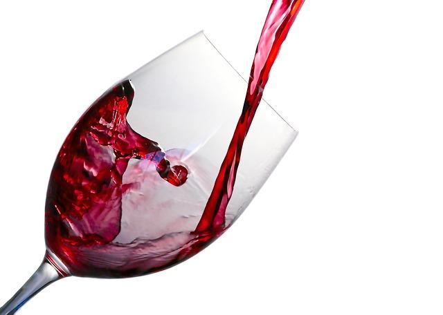 A Deep Dive‌ into the Wine Selection and Pairings Offered