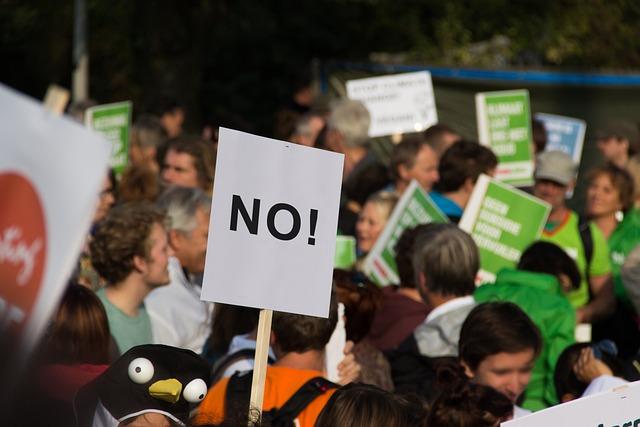 How will the mass protests in Serbia pan out? - Eurotopics