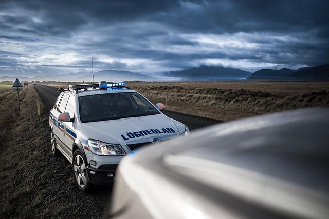 Police Successfully Defuse World War II-Era⁤ Bomb Near Busy Train Station