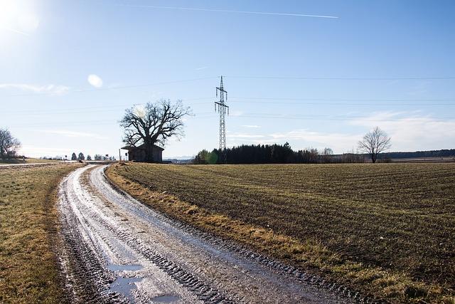 Tips for Navigating Muddy Streets During Rainfall