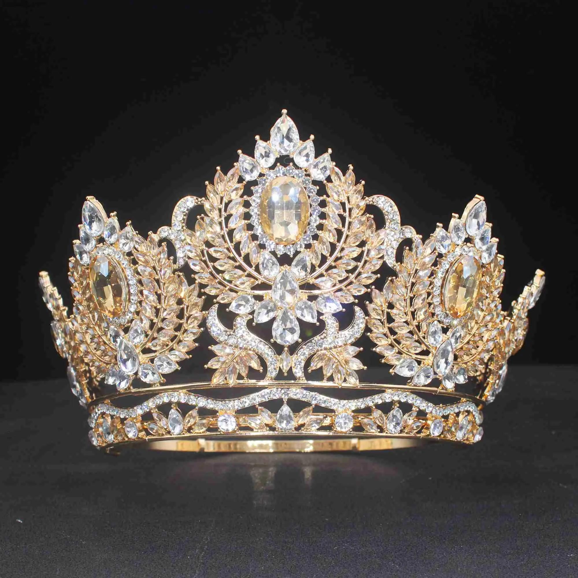 Sparkling Royal⁤ tiaras:⁢ A Symbol of‍ Cultural Heritage in Copenhagen