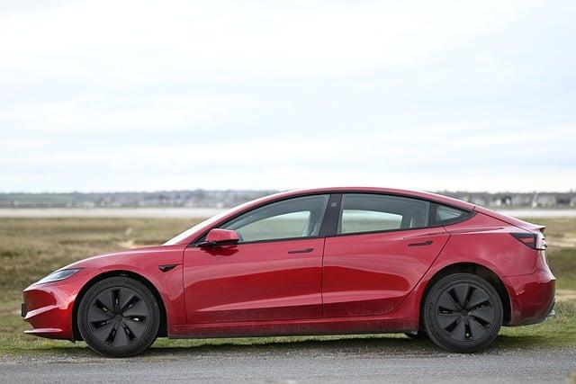 Teslas Resurgence in Norway and Sweden: Key Factors Driving Demand