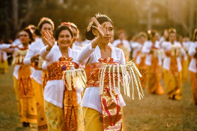 Cultural Traditions and Wedding Customs Explored