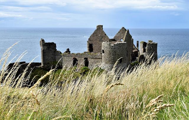 Exploring the Natural Wonders of ⁢Northern Ireland