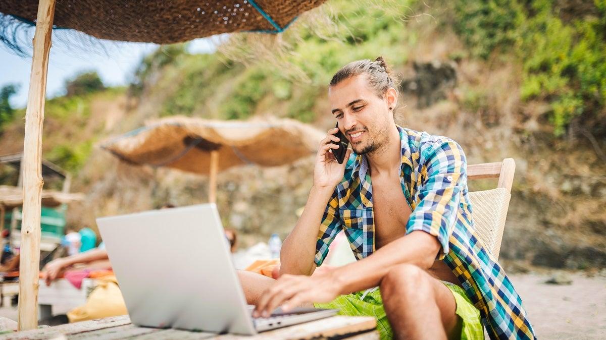 Connectivity‌ and Infrastructure: Essential ⁣Factors for ⁢the Modern Nomad