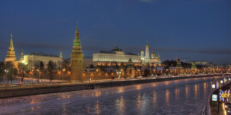 Kremlin Demands Answers: Ukraine’s Unclear Reaction to Putin’s Ceasefire Offer Raises Questions