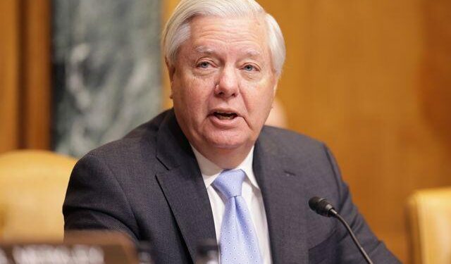 Senator Lindsey Graham Calls for Stricter Sanctions on Russia: A Bold Diplomatic Initiative