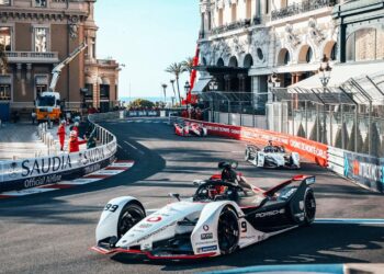 Oliver Rowland Triumphs in Monaco E-Prix Race 1, Extends Title Lead!