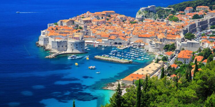 Croatia Champions Bosnia’s Journey to EU Membership, Declares PM Plenković
