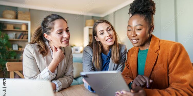 Revolutionizing Women’s Empowerment: Amazon Sweden and Feminvest Launch Innovative Accelerator Program!