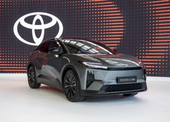Unveiling the Toyota C-HR+: Norway’s Stunning New Electric SUV Boasting an Impressive 370-Mile Range!
