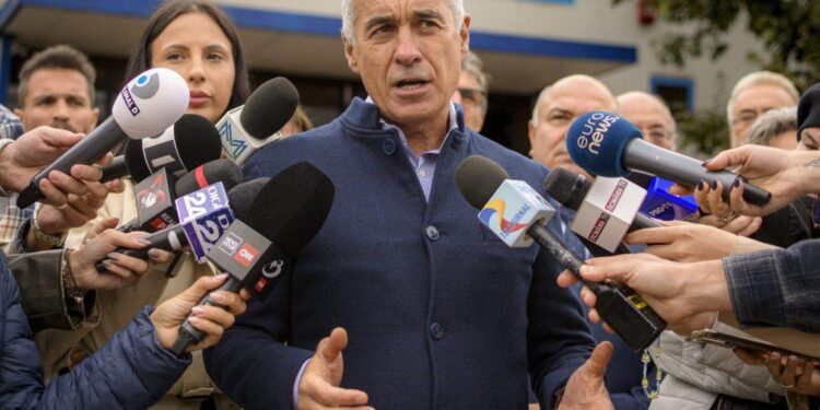 Hard-Right Candidate Secures Victory in Thrilling First Round of Romania’s Presidential Election Rematch!