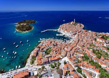 Why Croatia Steals the Spotlight from the Amalfi Coast: A First-Time Visitor’s Perspective!