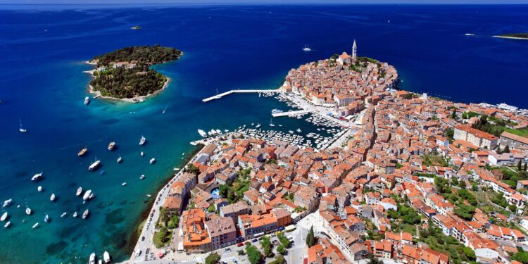 Why Croatia Steals the Spotlight from the Amalfi Coast: A First-Time Visitor’s Perspective!