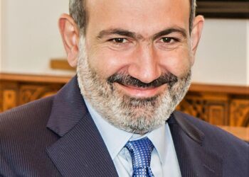 Pashinyan Cheers for Nicusor Dan’s Victory in Romanian Elections!