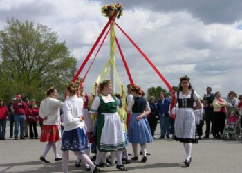 Denmark, Iowa Comes Alive with Its Beloved Annual Heritage Days Festival