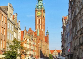 How Poland Can Secure Its Future as Europe’s Central Powerhouse
