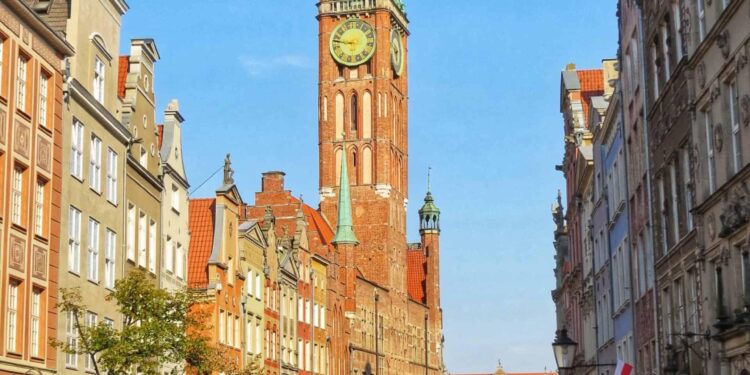 How Poland Can Secure Its Future as Europe’s Central Powerhouse