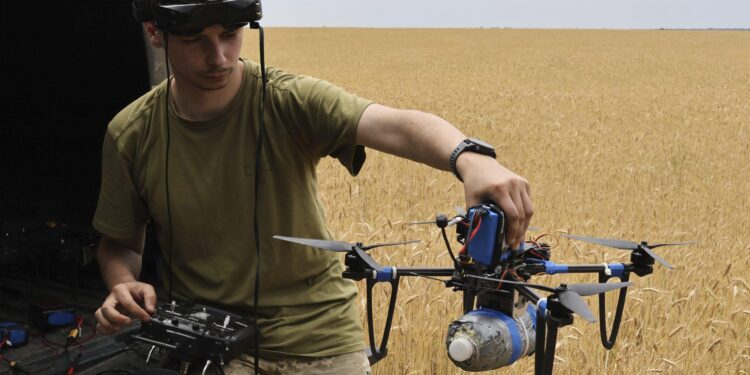 Drone Strikes on Moscow Prompt Airport Shutdown, Russia Reports
