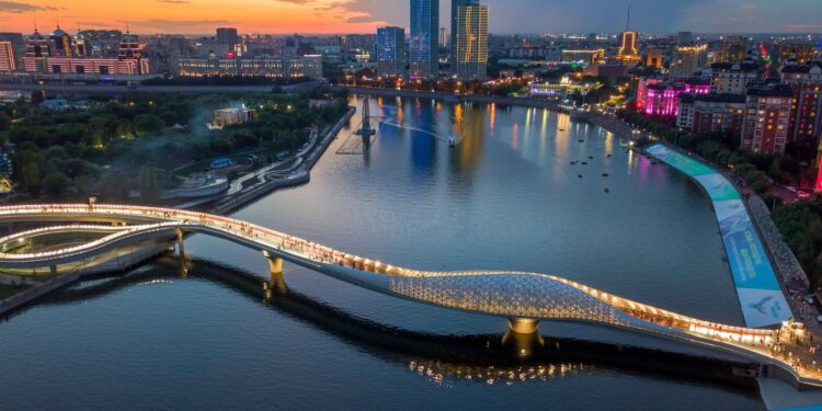 Kazakhstan Set to Boost Cargo Transport Along Middle Corridor to 10 Million Tons