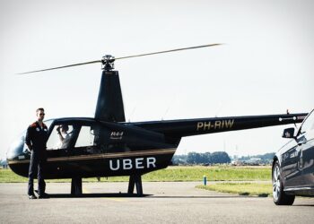 Experience La Dolce Vita Like Never Before with Uber Copter & Uber Boat in Italy!