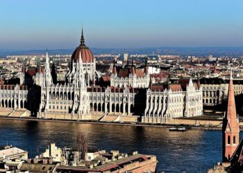 EU Lawyer Condemns Hungary’s Crackdown on LGBTQ+ Content as a Human Rights Violation