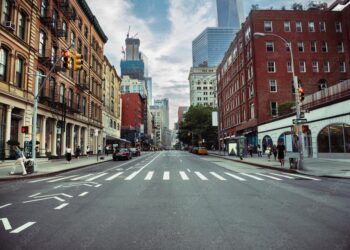 Life on the Streets: Stories That Capture Everyday Moments