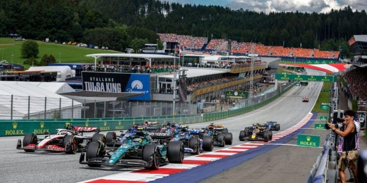 FLASH COMPETITION: Win an Exclusive Austria Race Bundle!
