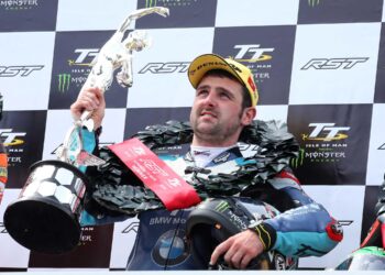 Michael Dunlop Honored with a Corner Named After Him on the Isle of Man Mountain Course