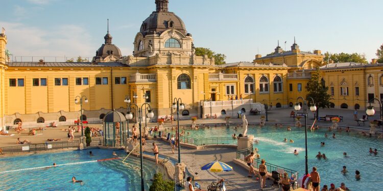 Hungary and Slovakia Stand Firm Against New EU Sanctions on Russia