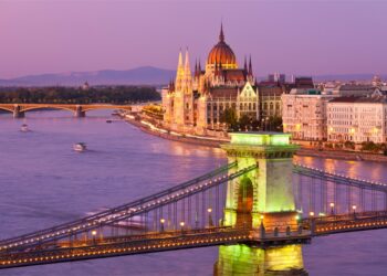 Hungary Launches $443 Million Program to Help First-Time Home Buyers