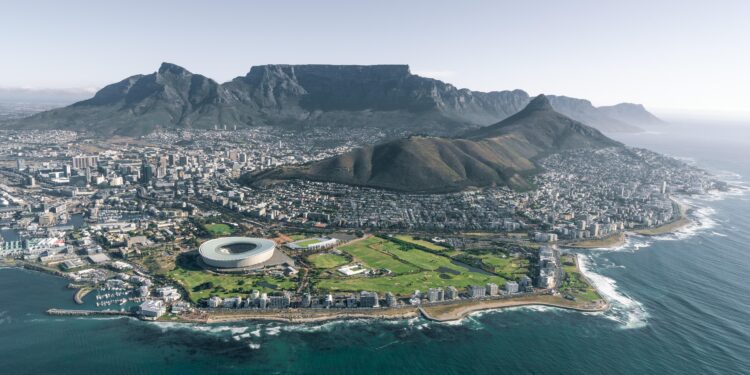South Africa and Ireland Kick Off Summer Tours with Thrilling Victories