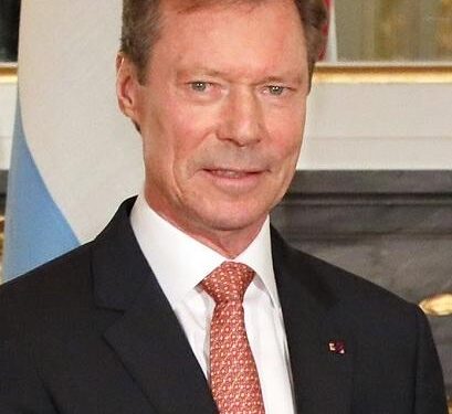 Grand Duke Henri’s Memorable Farewell: A Regal Presence at the Papal Inauguration