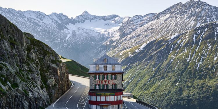 Experience the Thrill of Driving Switzerland’s Most Iconic Alpine Road – Furka Pass in Stunning 4K