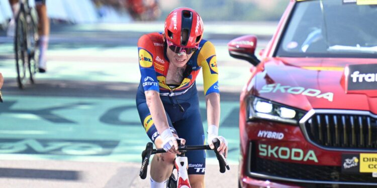 Skjelmose Triumphs with Stunning Win at Inaugural Andorra MontBanc Classic