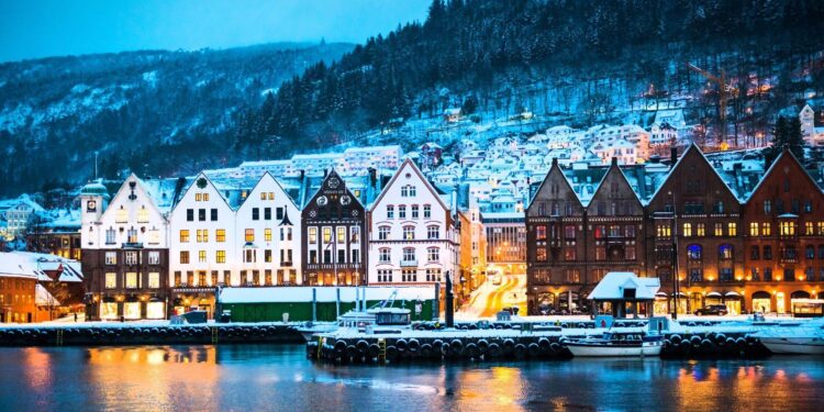Discover Norway: Insights and Stories from the Land of the Midnight Sun
